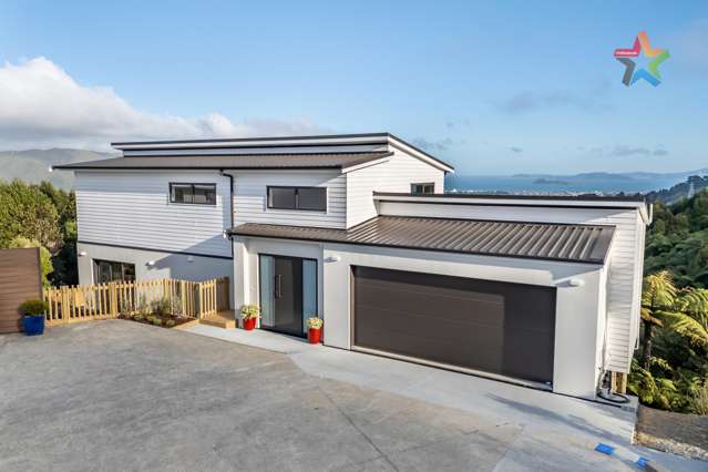 SOPHISTICATED LIVING STARTS HERE