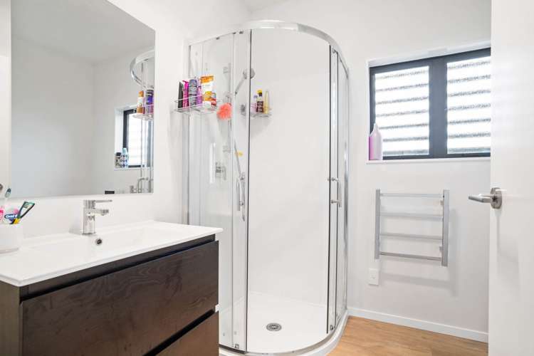 8b Edgar Pearce Place Howick_8