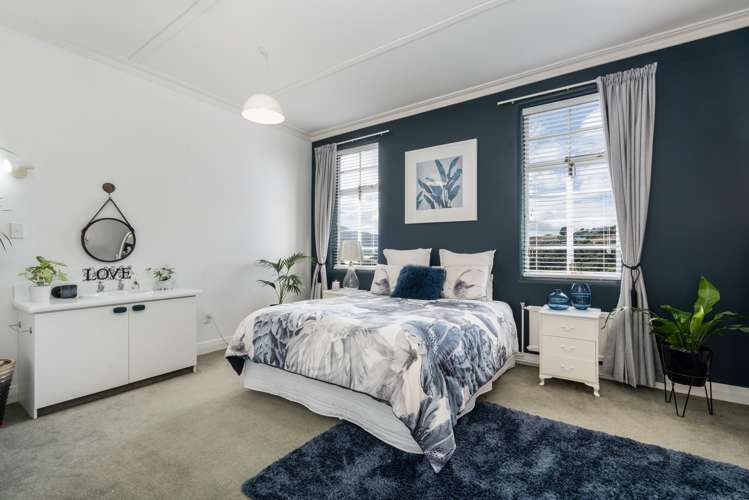 6 Eventide Lane Company Bay_12