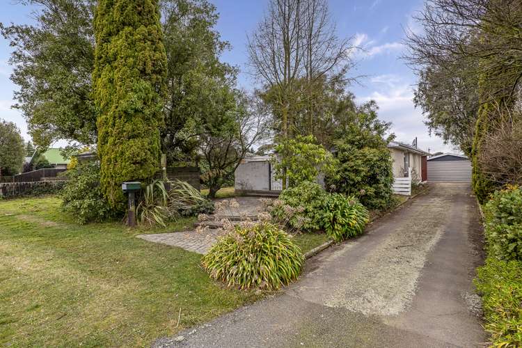 10 Longden Street Darfield_21