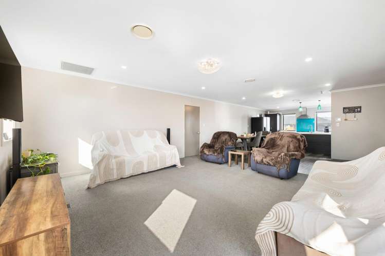 16 Spitfire Drive Burleigh_6