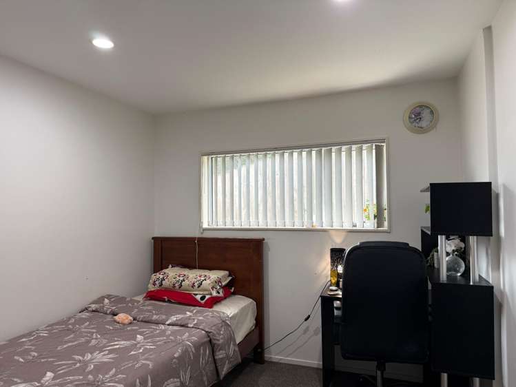  A/22 Bel Air Drive Hillsborough_4