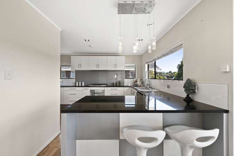 123 Chelsea View Drive Chatswood_11