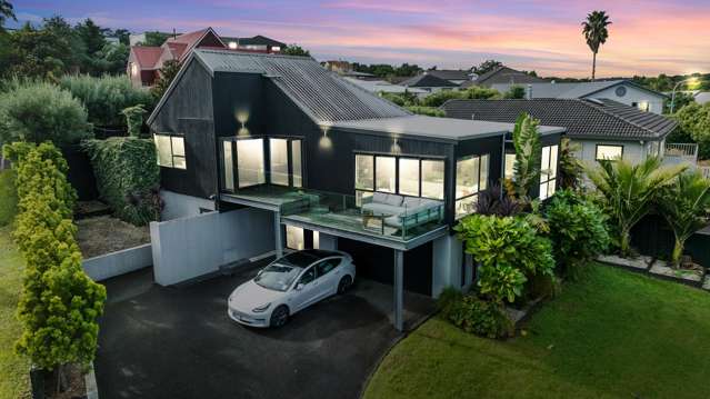 Beautiful 4 bedroom + Urgent Sale