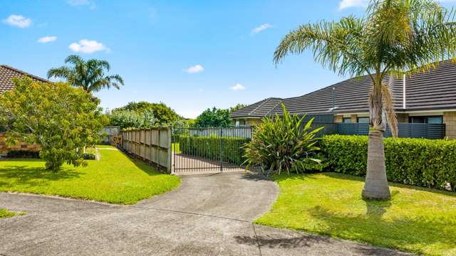 20 Pescara Point Karaka_2