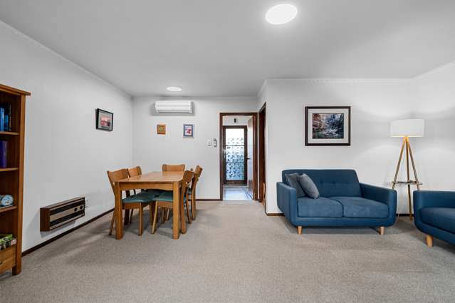 1/9 Larkhill Place Russley_2