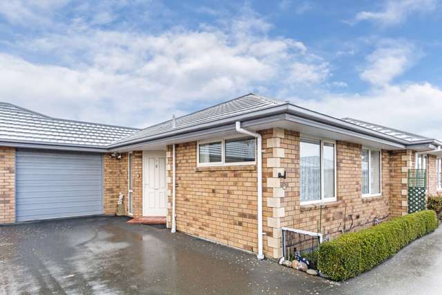 8/446 Ferry Road Woolston_1