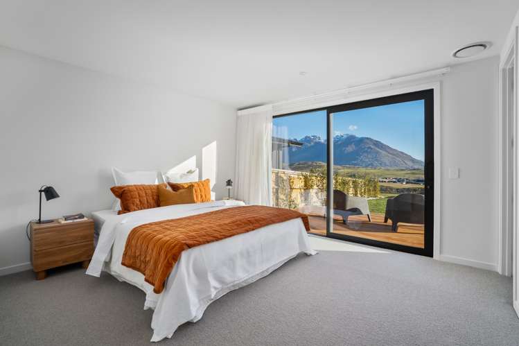 101 Spur Ridge Rise Jacks Point_13