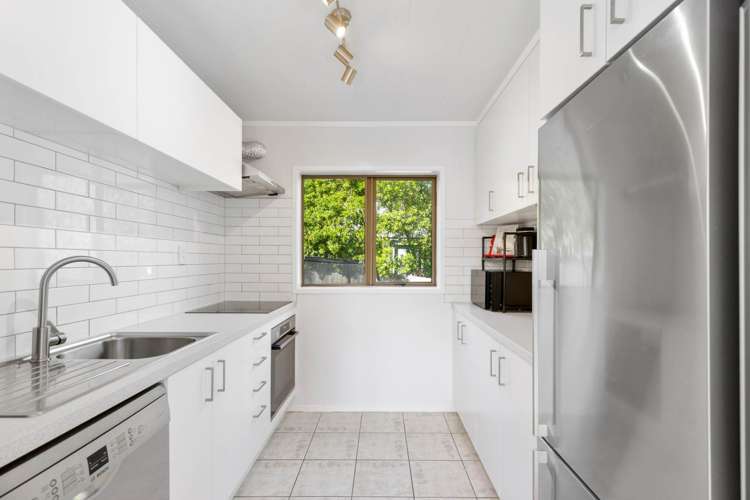 2/72 Stredwick Drive Torbay_2