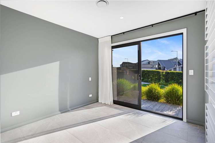 14 Kotuitui Drive Orewa_21