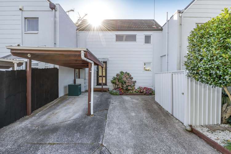 5/42 Monteith Cresent Remuera Auckland City Houses for Sale One