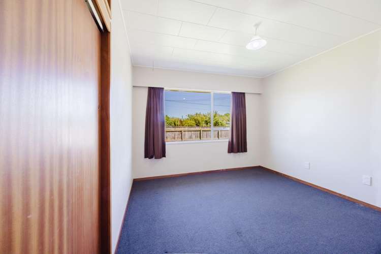 25 Ross Street Otane_11