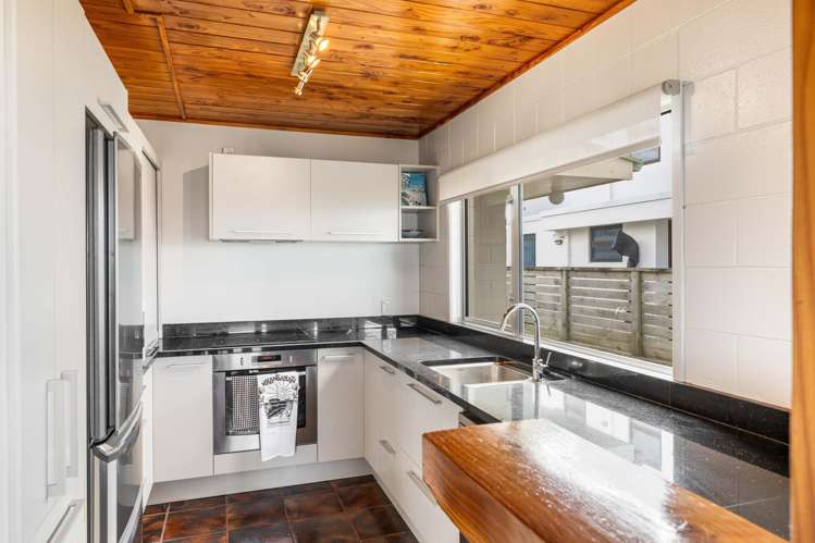 106 Pohutukawa Crescent Whangamata_14