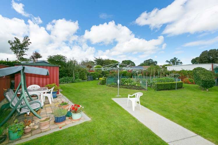 13 Park Lane Waitara_16