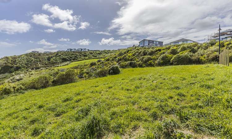 11 Wairau Lane Aotea_12