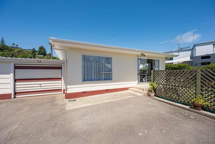 3/7 Parkers Road Tahunanui_1