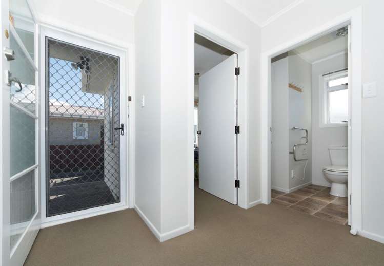 100 Gloucester Road Manurewa_8