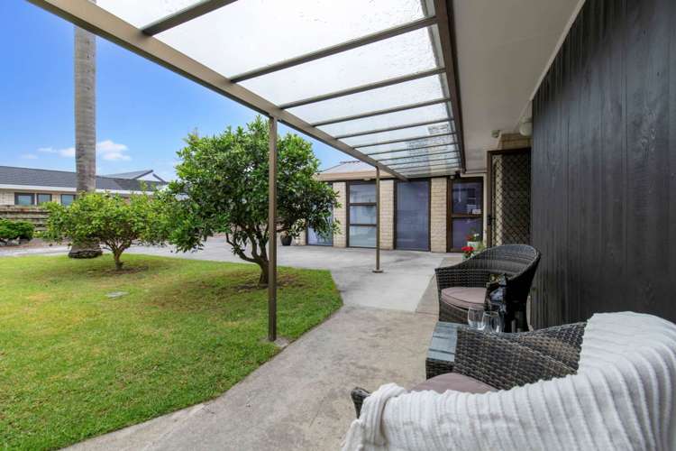 2/33 Vivian Wilson Drive Eastern Beach_16