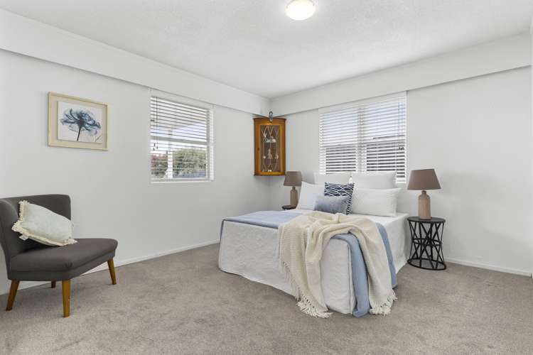 121 Wallace Road Mangere Bridge_9