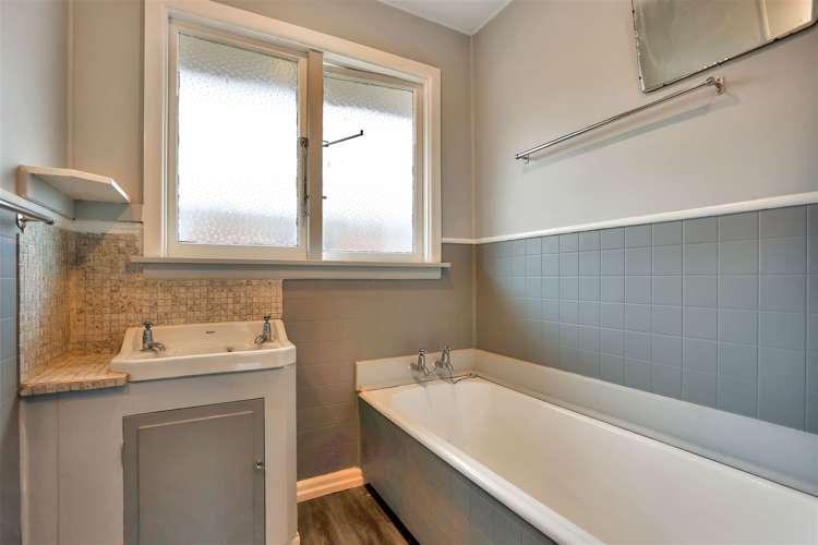 42 Galbraith Street Allenton_17