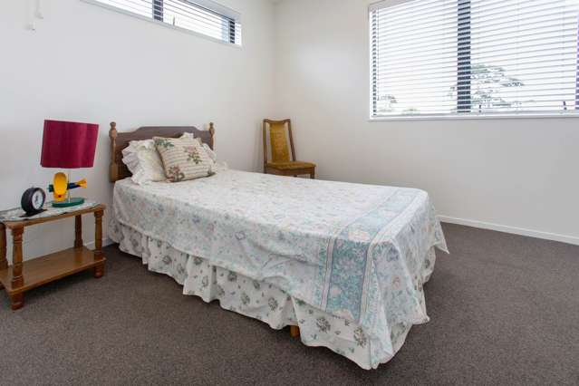 84 Selo Street Glen Eden_3