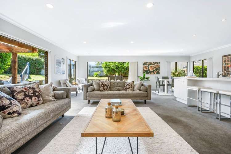 43 Lough Bourne Drive Pukekohe_8