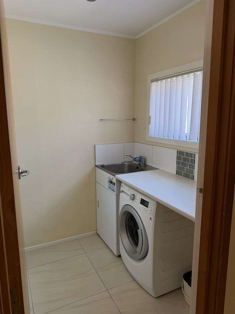 1/6 Alana Place Mount Wellington_11