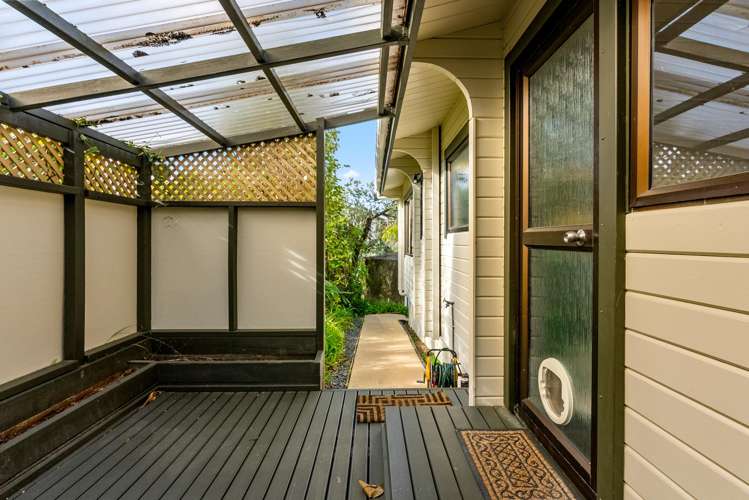 14 Penguin Street Leigh_32