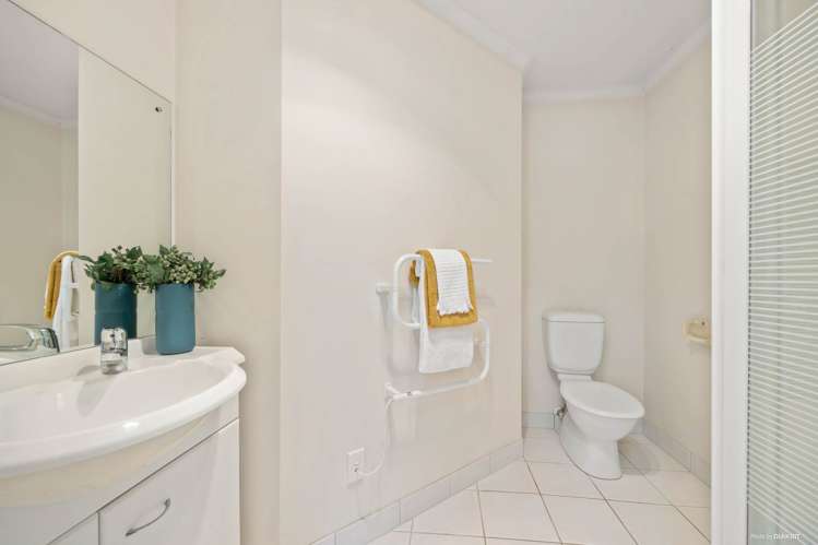 102D Taylor Street Blockhouse Bay_4