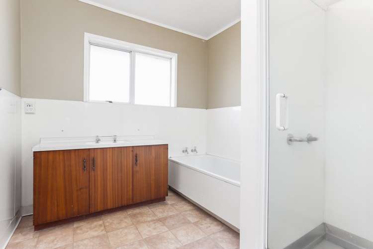 3/5 Ryburn Road Mount Wellington_9