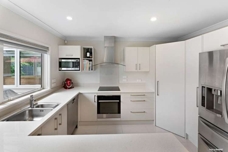 2/11 Collie Street Hillpark_7