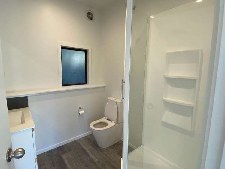 8 Springtime Crescent Stanmore Bay_10