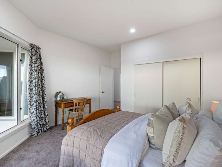 126 Cannon Hill Crescent Mount Pleasant_19