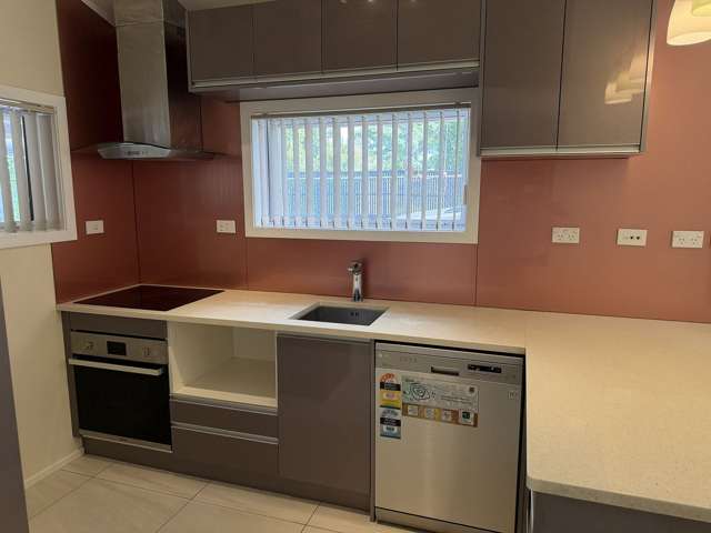 1/6 Alana Place Mount Wellington_1