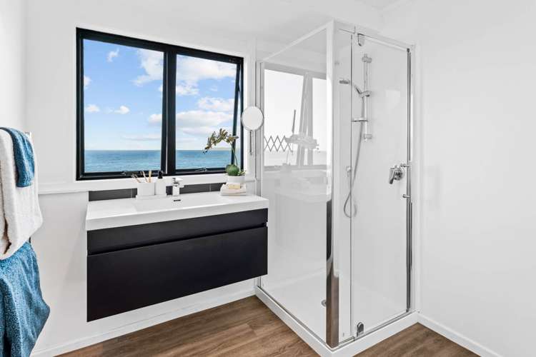 61 Grand View Road Leigh_15