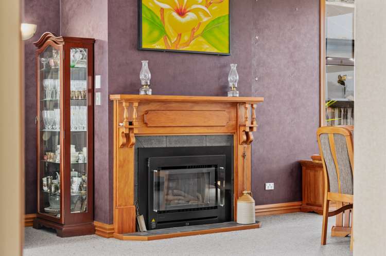 16 Thistlewood Avenue Hamilton East_9