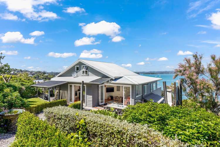 27 Wellington Street Russell_21