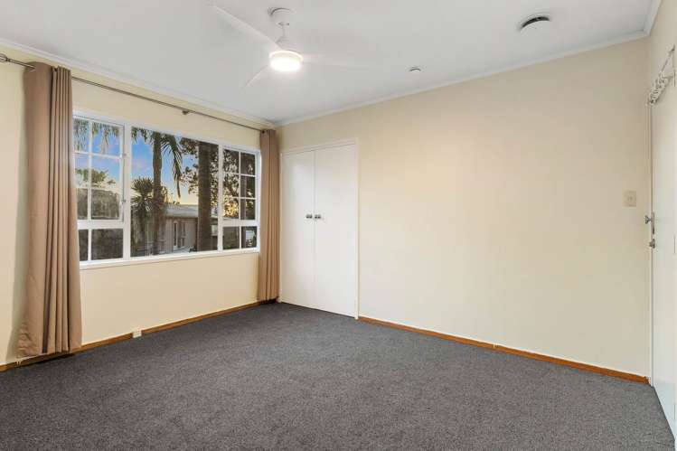 37 Caronia Crescent Lynfield_15