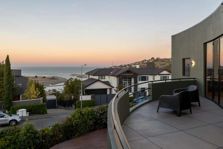 72 Glenstrae Road Redcliffs_39