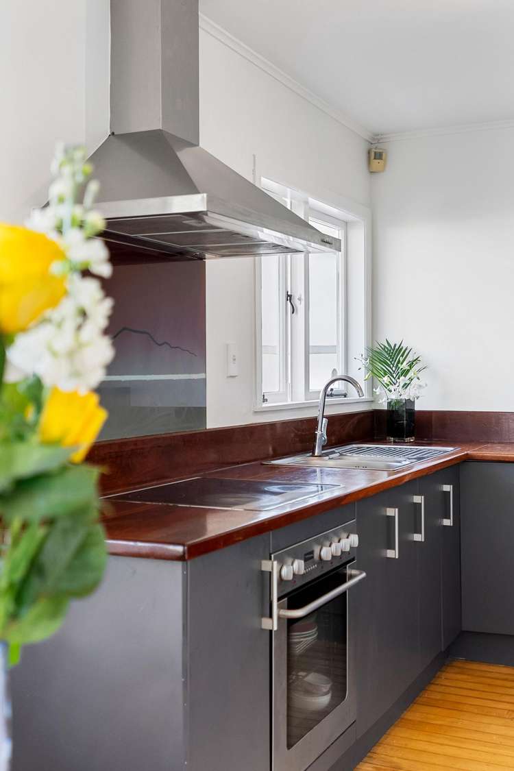 59 Bond Crescent Forrest Hill_13