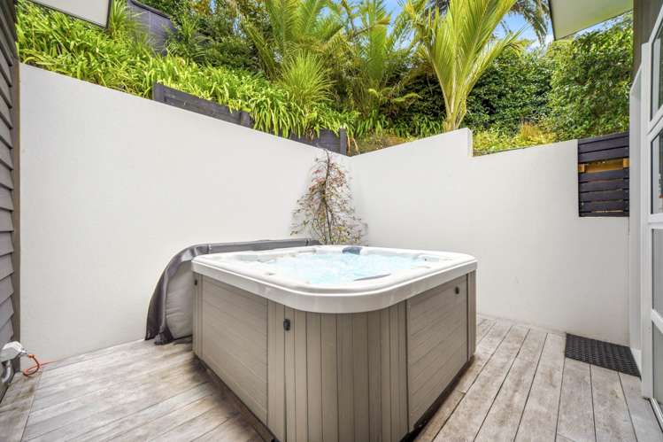 64 Heathcote Road Castor Bay_18