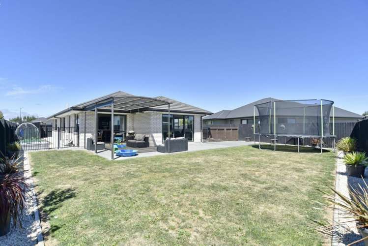 6 Hamlett Drive Woodend_16