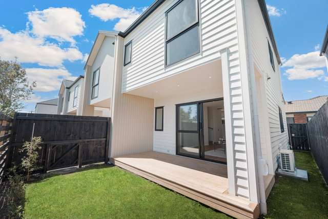 New 3-Bedroom Townhouse, Kelston, Albert Road