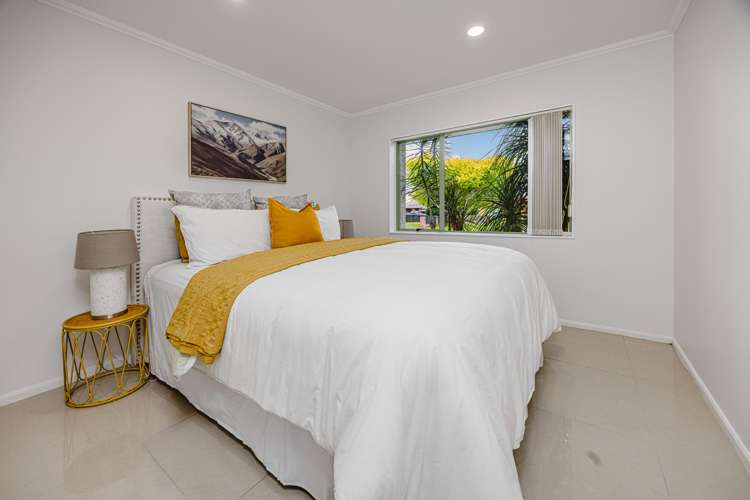 16 Cumbrian Place, Conifer Grove Takanini_14