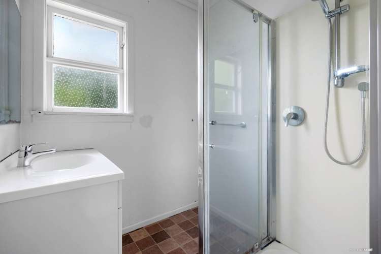 15 Te Kanawa Crescent Henderson_10