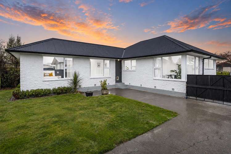22 Skerten Avenue Hornby_15