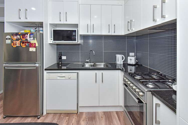 9 Sophora Place Totara Heights_16