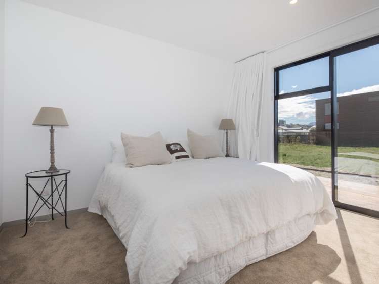 82 Warren Street Wanaka_23