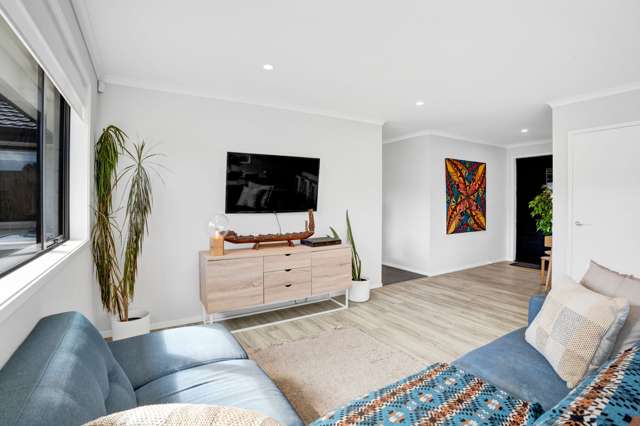 60 Magnolia Drive Westown_3