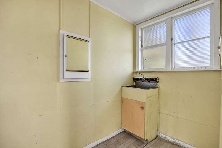 35 Gladstone Street Hawera_16